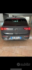 Usato 2022 VW Golf VIII 1.5 CNG_Hybrid 131 CV (26.000 €)
