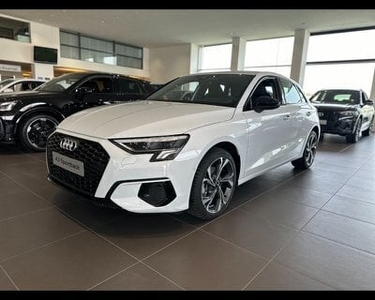 Usato 2023 Audi A3 e-tron El_Hybrid 150 CV (41.220 €)