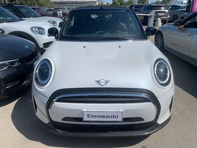 Usato 2023 Mini Cooper S Cabriolet 1.5 Benzin 136 CV (35.900 €)