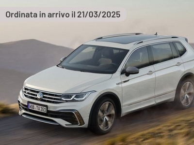 Usato 2024 VW Tiguan Allspace 2.0 Diesel 150 CV (43.100 €)