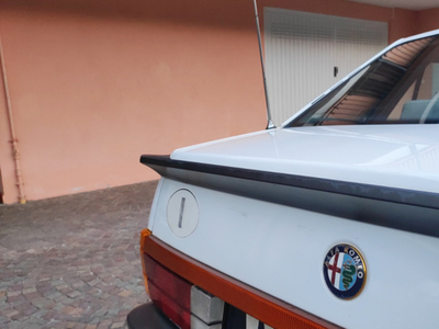 Venduto Alfa Romeo 75 2.0i Twin Spark - auto usate in vendita