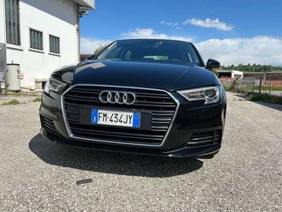 Venduto Audi A3 Sportback 30 1.6 tdi . - auto usate in vendita