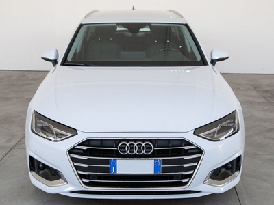 Venduto Audi A4 Avant 30 TDI/136 CV S. - auto usate in vendita