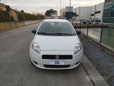 Venduto Fiat Grande Punto 1.4/5P OK N. - auto usate in vendita