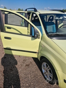 Venduto Fiat Panda 1.2 emotion 60cv- . - auto usate in vendita