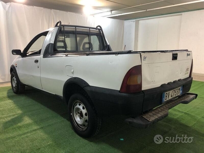 Venduto Fiat Strada 1.7 TURBO DPREZZO. - auto usate in vendita