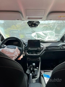 Venduto Ford Fiesta 2019 incidentata - auto usate in vendita