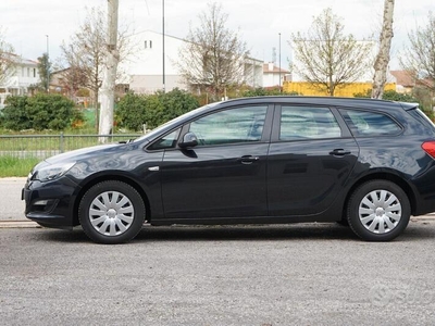 Venduto Opel Astra 1.4 benzina GPL Te. - auto usate in vendita