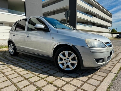 Venduto Opel Corsa 3ª serie - 2006 1.. - auto usate in vendita