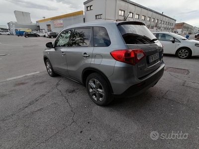 Venduto Suzuki Vitara (2015) - 2017 - auto usate in vendita