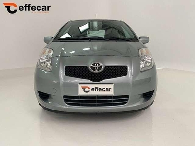 Venduto Toyota Yaris 1.0 3 p Sol NEOP. - auto usate in vendita