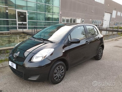 Venduto Toyota Yaris 1.0/5 Porte E 11. - auto usate in vendita