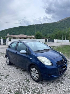 Venduto Toyota Yaris 1.0i 16V cat 5 p. - auto usate in vendita