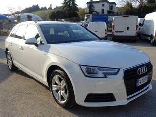 AUDI A4 Avant 35 TDI S tronic Business PERFETTA Diesel