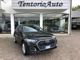 AUDI Q5 40 TDI 204 CV quattro S tronic Business Elettrica/Diesel