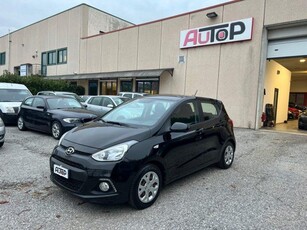 HYUNDAI i10 1.0 MPI Login Benzina