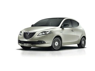 LANCIA Ypsilon 0.9 TwinAir 85 CV 5 porte Metano Ecochic Silver Benzina/Metano