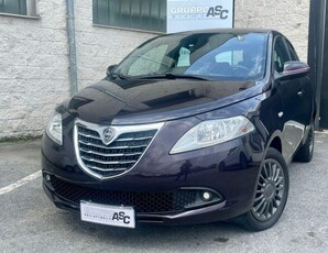 LANCIA Ypsilon 1.2 BENZ/GPL 69 CV 5porte Gold ADATTA NEOPATENTATI Benzina/GPL