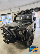 LAND ROVER Defender 90 2.4 TD4 Station Wagon E Diesel