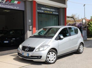 MERCEDES-BENZ A 160 BlueEFF UniPropietaria TAGLIANDATA Mercedes Servic Benzina