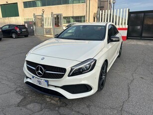 MERCEDES-BENZ A 200 d Automatic Premium Diesel