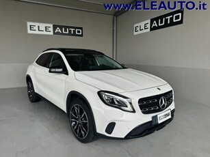 MERCEDES-BENZ GLA 180 122cv Sport Night Edition Tetto Apr - Led - 19´´ Benzina