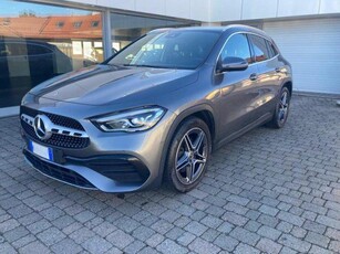 MERCEDES-BENZ GLA 200 d Automatic Premium Diesel