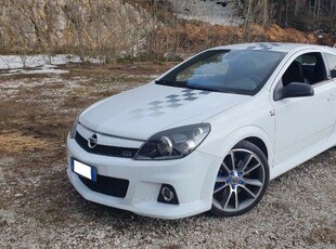 OPEL Astra 2.0 OPC ( SERIE NUMERATA ) Benzina