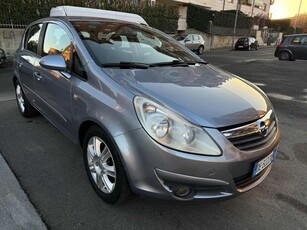 OPEL Corsa 1.4 16V 5 porte Cosmo Benzina