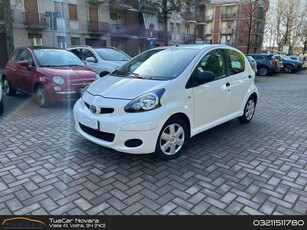 TOYOTA Aygo Now Connect 1.0 VVT-i Benzina