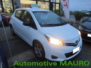 TOYOTA Yaris 1.0 5 porte Active - NEOPATENTATI Benzina