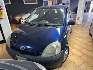 TOYOTA Yaris 1.0i 16V cat 5 porte Benzina