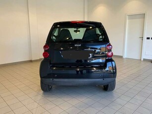 Usato 2009 Smart ForTwo Coupé 1.0 Benzin 71 CV (7.000 €)