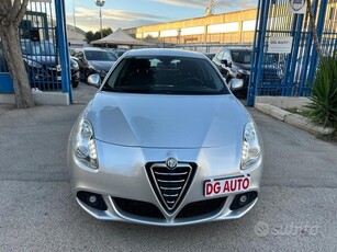 Usato 2013 Alfa Romeo Giulietta 1.6 Diesel 105 CV (8.950 €)