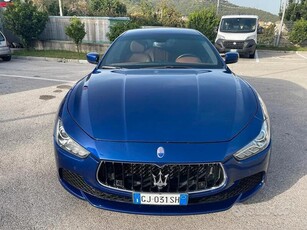 Usato 2015 Maserati Ghibli 3.0 Benzin 410 CV (34.000 €)