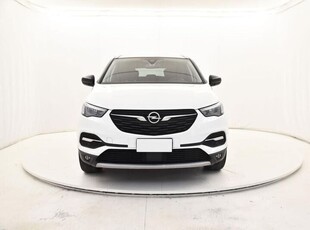 Usato 2018 Opel Grandland X 1.2 Benzin 131 CV (14.900 €)