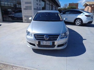 VOLKSWAGEN Passat 2.0 TDI DPF Highline R-Line Diesel