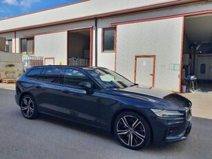 VOLVO V60 T6 Recharge AWD Plug-in Hybrid R-design Elettrica/Benzina