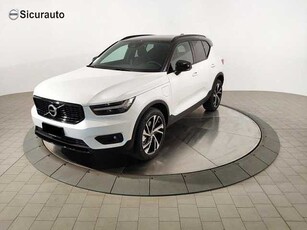 Volvo XC40 T5 Recharge Plug-in Hybrid R-design da Sicurauto S.r.lÂ