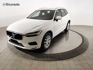 Volvo xc60 B4 (d) AWD Geartronic Momentum da Sicurauto S.r.lÂ