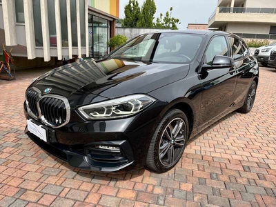 Usato 2022 BMW 118 2.0 Diesel 150 CV (30.900 €)