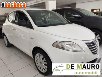 Lancia - ypsilon - 1.3..