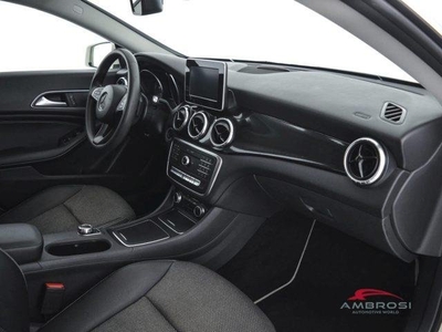 MERCEDES CLASSE CLA Shooting Brake 200 d Automatic Business