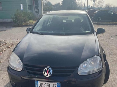 VOLKSWAGEN Golf 5ª serie