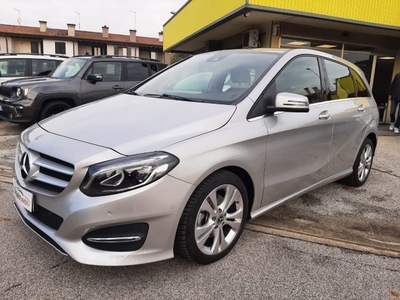 2019 MERCEDES-BENZ B 200