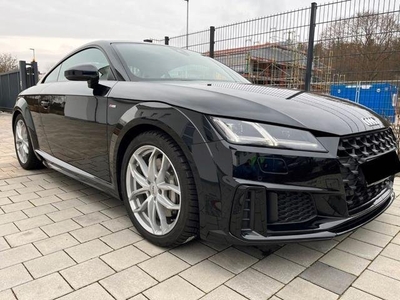 AUDI TT Coupé 45 TFSI S tronic S-line Alcantara Matrix