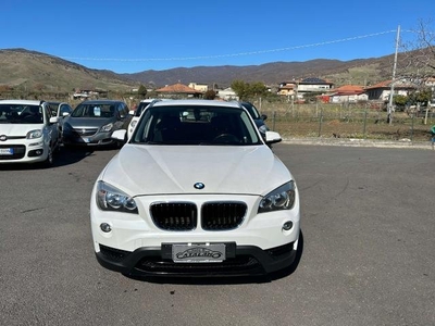 BMW X1 sdrive18d Sport Line bianco perla