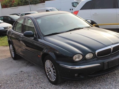 Jaguar X-Type 2 litri V6 24V cat usato