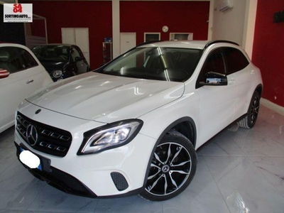 Mercedes-Benz GLA SUV 200 d Sport my 15 usato