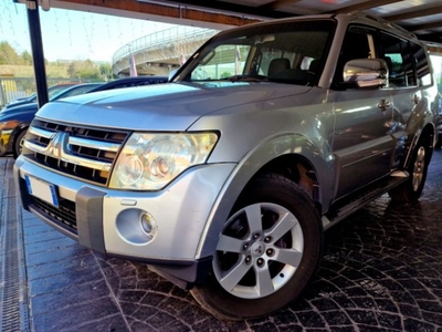 Mitsubishi Pajero 3.2 DI-D 16V 5p. Invite usato